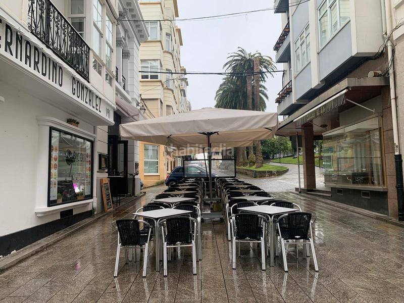 Foto f07d733a-caf4-4fcd-a096-eb012dea4716. Local comercial en rúa real 152 en Centro Ferrol