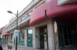 Locale commerciale in Rúa damas apostólicas 19