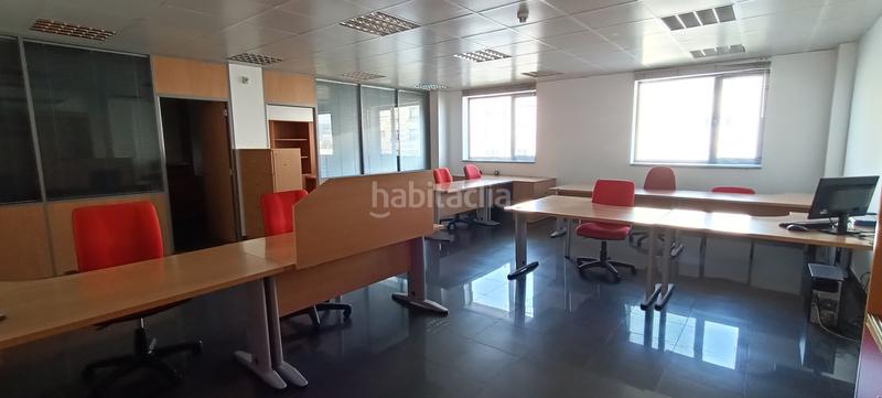 Foto 176aa834-e0ce-4095-8637-d6acbe24b6a9. Location bureau dans A Gándara Narón