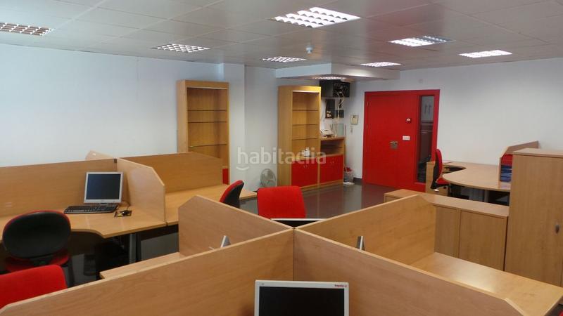 Foto cac3329e-579e-41f5-a886-6f9fd55b429a. Affitto ufficio in A Gándara Narón
