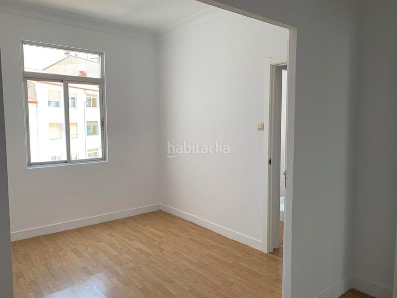 Foto 16e7ce8e-6c37-455f-b1f6-20136d675cca. Piso en rúa paraguai 1 en Zona Ultramar Ferrol