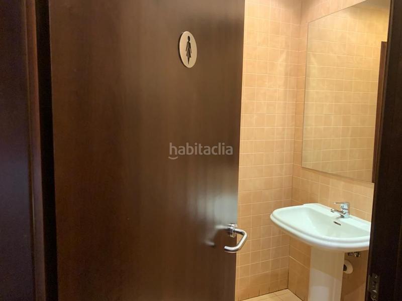 Foto 6f1123c1-a5a0-4cc5-8431-4e5f1733c6da. Business premise in Canido Ferrol