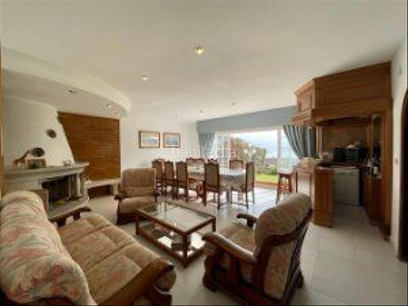 Foto 34b94f5f-3fd5-4df7-9669-2bb979b03e75. Chalet en Priegue Nigrán