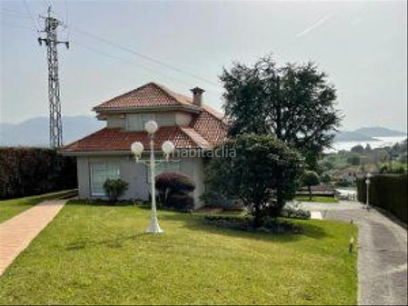 Foto bef75d55-ee46-4972-b17d-4e927a103e24. Chalet en Priegue Nigrán