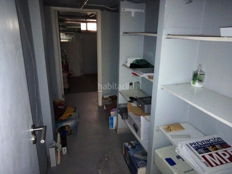 Foto c0f47f44-5a32-432e-9415-03d9e74b6033. Rent business premise in n/a in Plaza España - Corte Inglés Vigo