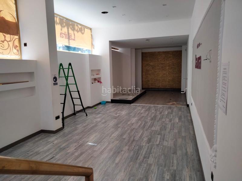 Foto 715e21cd-06eb-440b-9e07-f89ac03d4877. Location local commercial dans n/a dans Plaza España - Corte Inglés Vigo