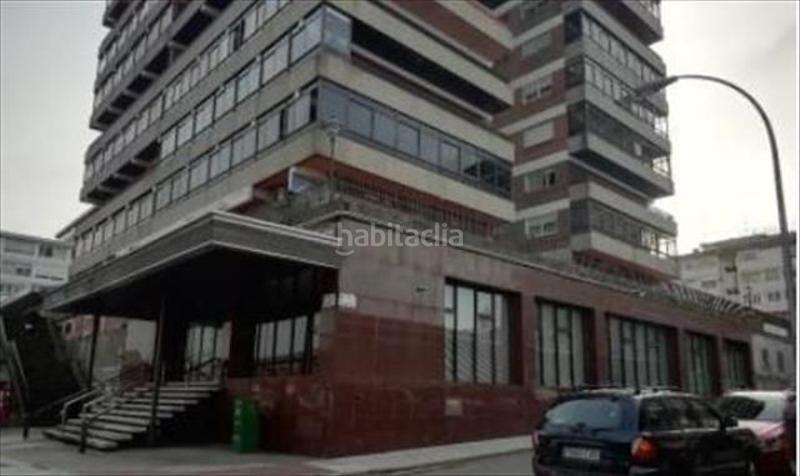 Foto 06c650db-77b2-4391-a93a-a0813a9fc34f. Alquiler local comercial en rúa de salvaterra 19 en Vigo
