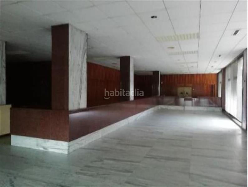 Foto 6f2d574c-23c2-4d2f-8451-496efab1a226. Alquiler local comercial en rúa de salvaterra 19 en Vigo