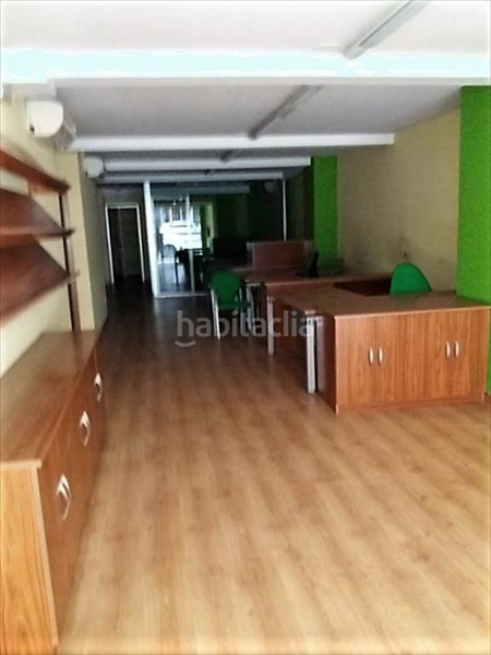 Foto b886bf33-692e-4ef4-a9d5-0b85eb5abd02. Rent business premise in n/a in Plaza España - Corte Inglés Vigo