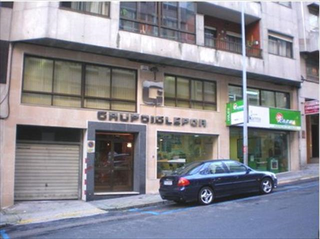 Location Local commercial à N/a
