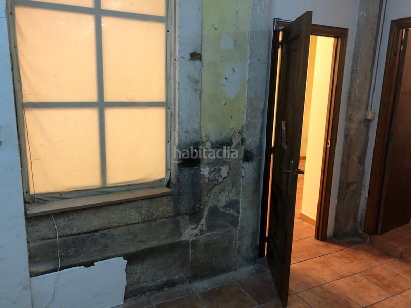 Foto 3675d6b8-24a3-49a4-93cb-0bad730ac654. Lloguer local comercial a Centro Ferrol