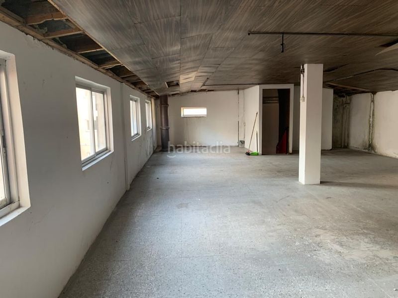 Foto 23c80f89-0986-44a4-8fa9-8c7931d5277a. Local comercial a Porta Nova Ferrol