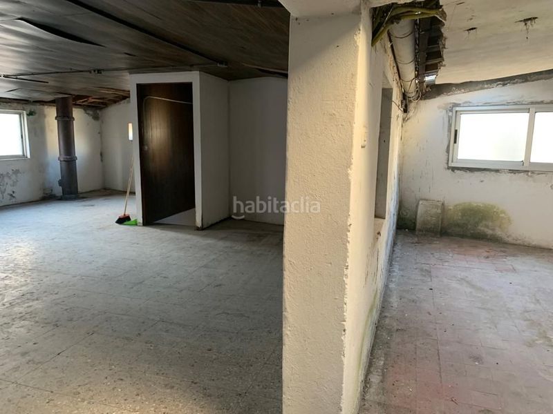 Foto d81cb71f-930a-48ef-ab38-b861a4873703. Local comercial a Porta Nova Ferrol