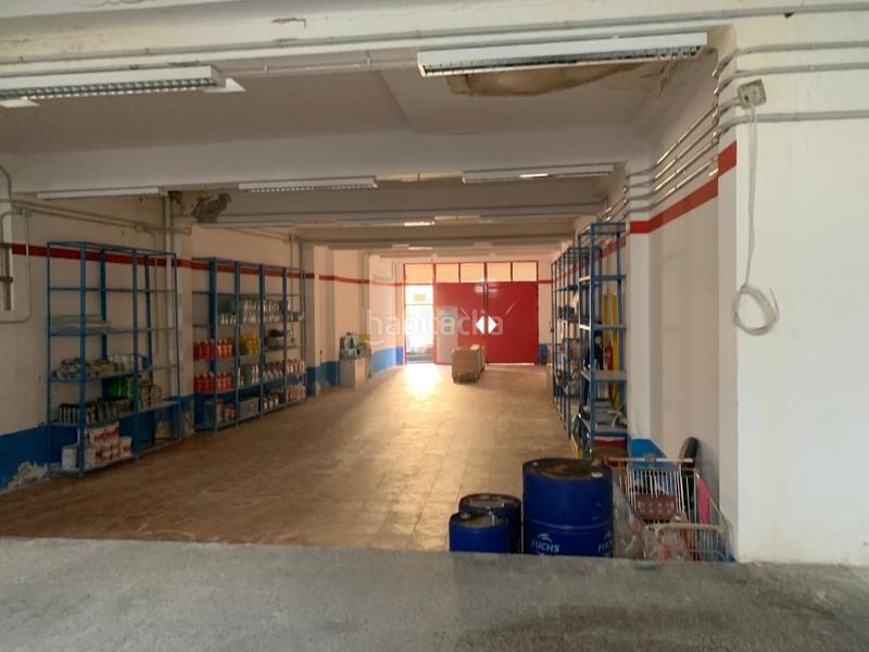 Foto dee7d308-59b0-43c8-8f52-3fea4639b2e2. Local comercial a Porta Nova Ferrol