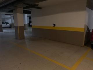 Parking voiture  Rúa colombia