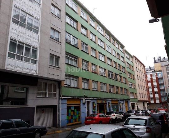 Foto 485e0a4d-bddd-46f7-9172-f947e5d7c000. Local comercial a Porta Nova Ferrol