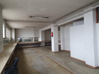 Local commercial  N/a