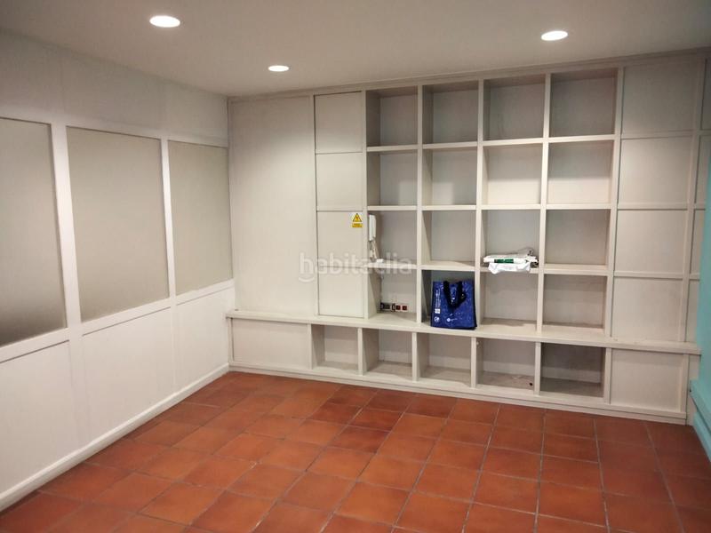 Foto fc84e1e4-d477-44c1-9f21-f734fdcfcde0. Rent office space in n/a in Plaza España - Corte Inglés Vigo