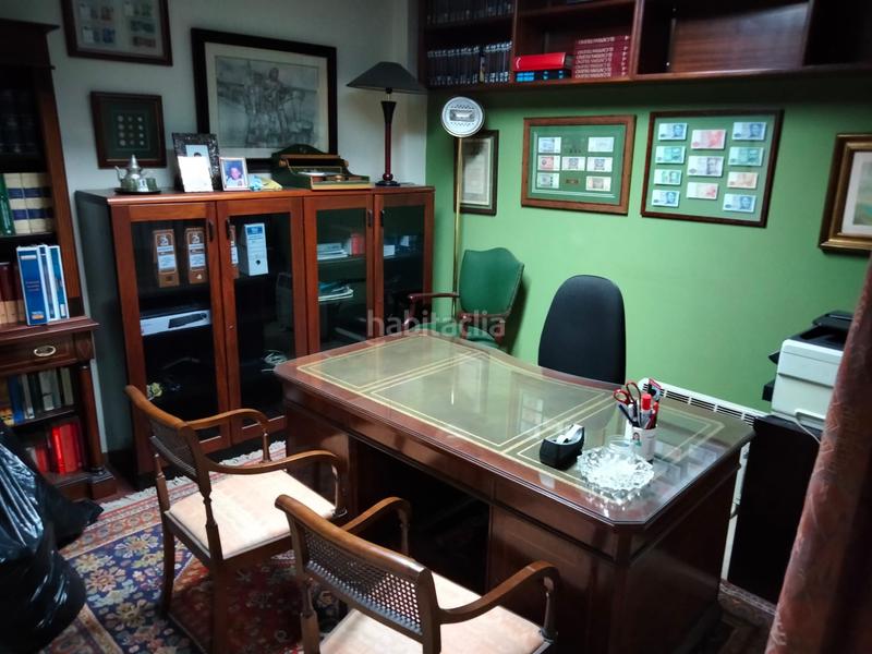 Foto c4d7561e-d108-4e02-b944-e83536eddb95. Bureau avec chauffage dans Centro - Areal Vigo