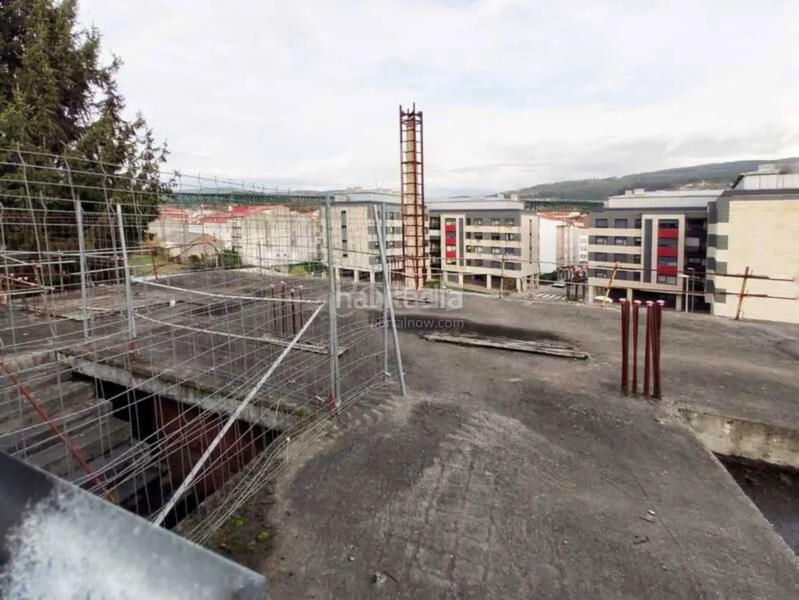 Foto 5503d887-a846-4e9b-8f67-0359b2967b61. Edifici a Redondela