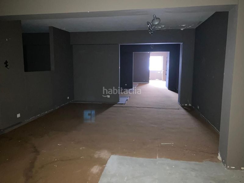 Foto b8fa7548-2f2f-49fb-bb89-9f2bada11058. Büro in Curtis