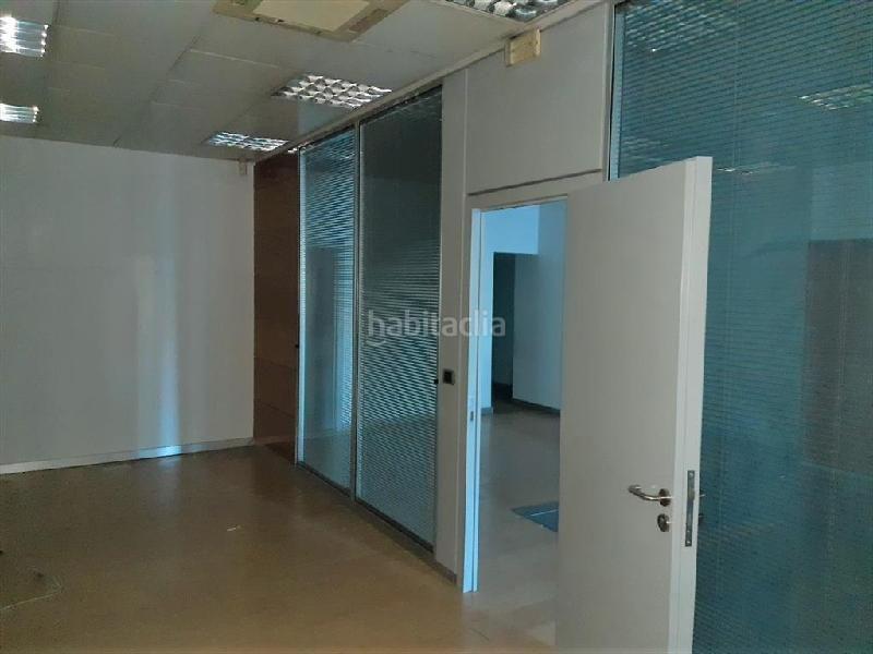 Foto b09b2def-f7e3-4841-adef-b2bdd541f0e5. Miete geschäftsraum in n/a in Camelias - Pi y Margall Vigo