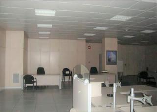 Location Local commercial à N/a