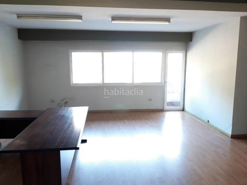 Foto 8eeee617-8938-4273-bec9-aacfd36258cf. Affitto ufficio in n/a in Centro - Areal Vigo