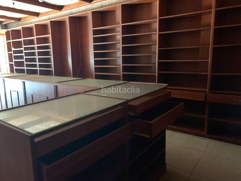 Foto f8159a8a-b5cf-4e05-b9d7-2adc1fc14ed6. Rent business premise in Centro Ferrol