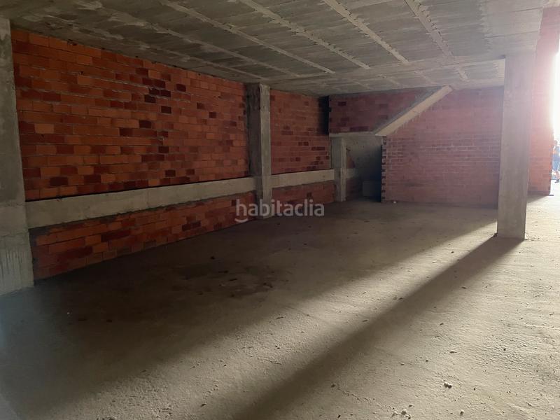 Foto 7afb4c8d-8c8e-42ec-a579-a818c7246025. Local comercial en Alto del Castaño Narón