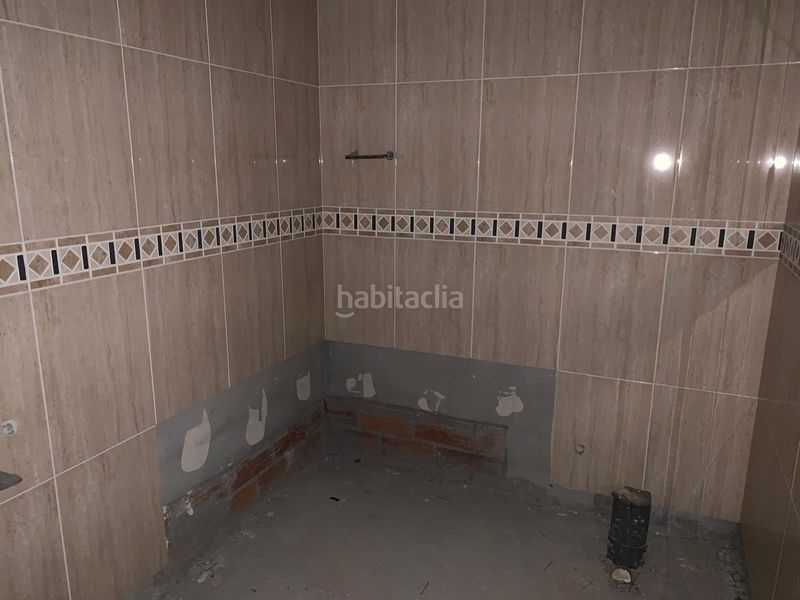 Foto 14d1b0b1-f8e9-4c15-b38a-2e3c2e516c0f. Piso en A Malata - Catabois - Ciudad Jardín Ferrol