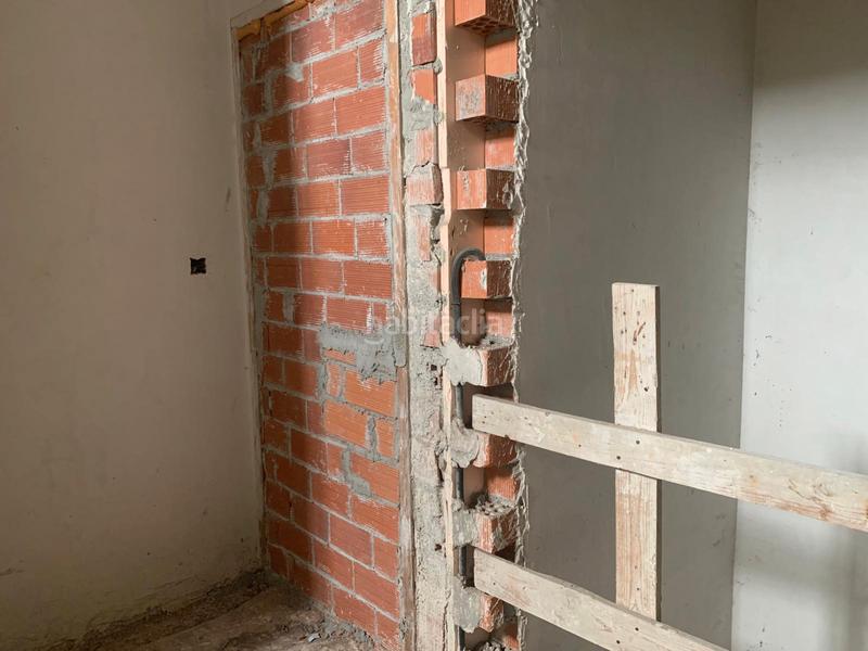 Foto 45d66535-5488-4ab8-9710-30a93c15bd4f. Piso en A Malata - Catabois - Ciudad Jardín Ferrol