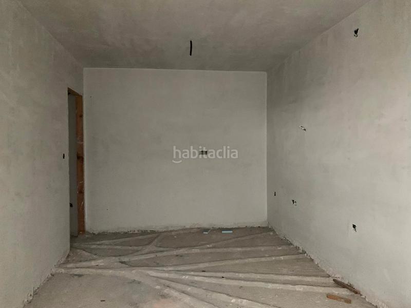 Foto b543cf71-d9ca-49b8-a343-ff26abb70d89. Piso en A Malata - Catabois - Ciudad Jardín Ferrol