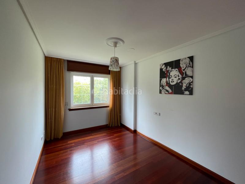 Foto d1dc58ea-424b-4072-a45b-71d40ee47cb0. Location appartement avec chauffage parking dans Alto del Castaño Narón