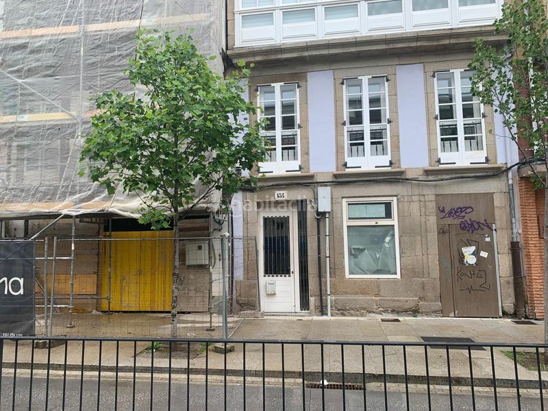 Foto 51522a6c-0d80-40e6-843b-3baf0c8054ca. Local comercial a rúa igrexa 134 a Centro Ferrol