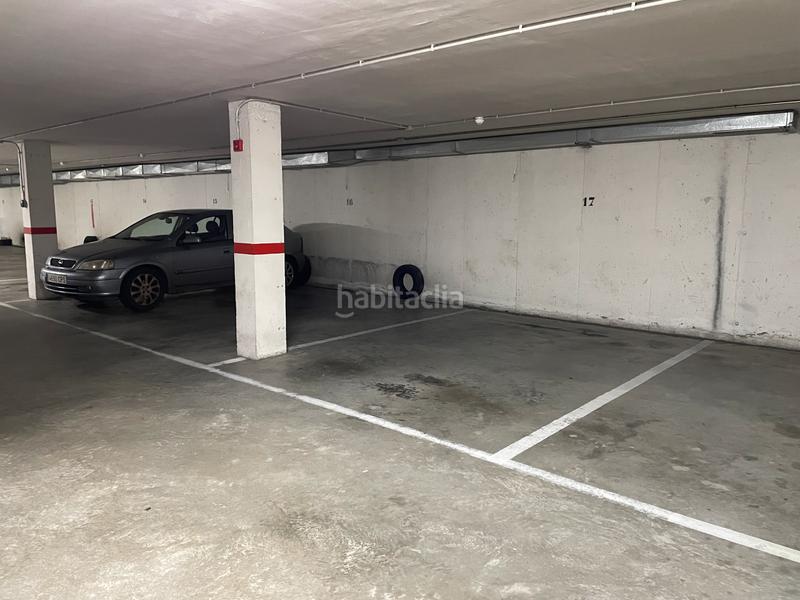 Foto 9197e10c-ec7e-4fcd-8dcc-8831eea1619e. Aparcament cotxe a Piñeiros - Freixeiro Narón