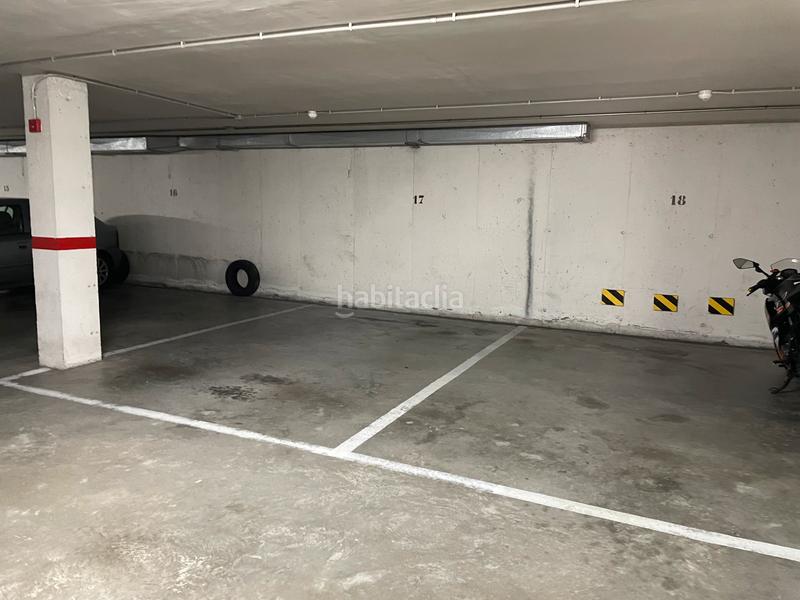 Foto 0051999e-a8df-47bb-84f4-a3a3ae2b1e54. Parking voiture dans Piñeiros - Freixeiro Narón