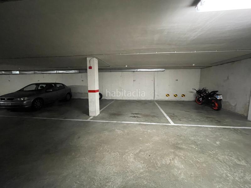 Foto 5f895b7c-4e85-4f4b-b848-d5055ab35e9f. Parking voiture dans Piñeiros - Freixeiro Narón