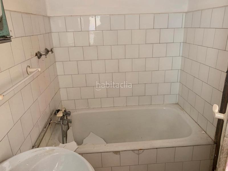 Foto 0a80fb93-1eff-41e8-8c04-3631dfb7b557. Piso en rúa penas de guitin 24 en A Malata - Catabois - Ciudad Jardín Ferrol