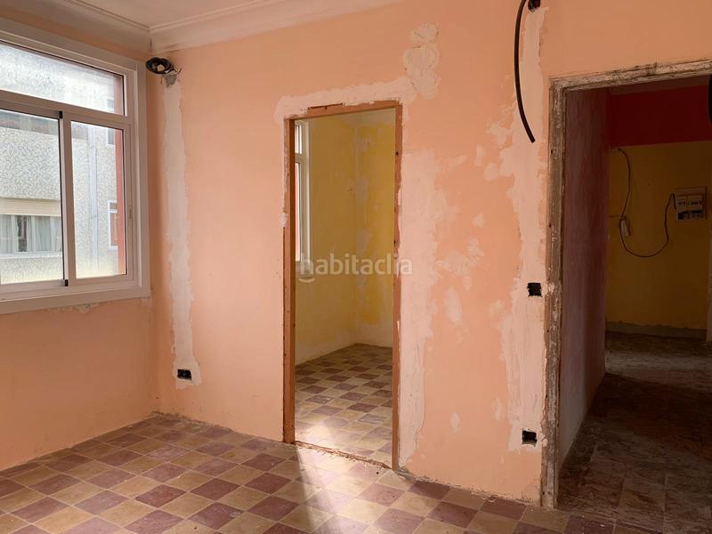 Foto 38a588b0-5e3d-463a-a3fc-ccd0295f8f79. Piso en rúa penas de guitin 24 en A Malata - Catabois - Ciudad Jardín Ferrol