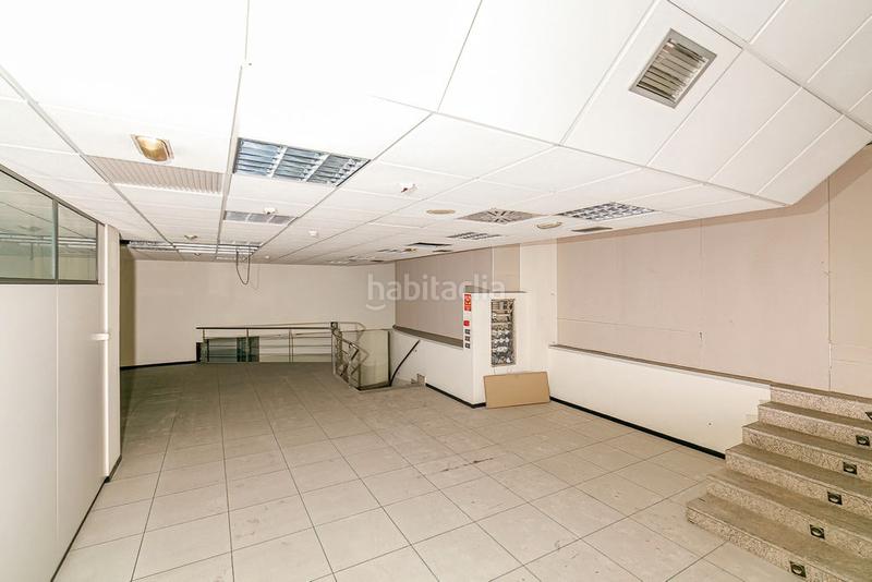 Foto bdfcb2ec-1483-4ef0-8439-64c77ed2cd06. Business premise with heating in Centro - Areal Vigo