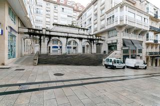 Geschäftsraum in Rúa de Eduardo Iglesias