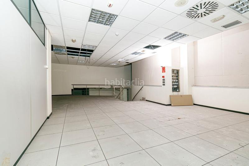 Foto 45651320-4452-4db3-83a7-68d5cf47562f. Local comercial amb calefacció a Centro - Areal Vigo