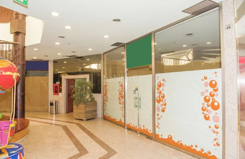 Foto c2f09e90-fd9a-478d-9052-463c1063f0eb. Local comercial a rúa damas apostólicas 17 a San Pedro da Ramallosa Nigrán