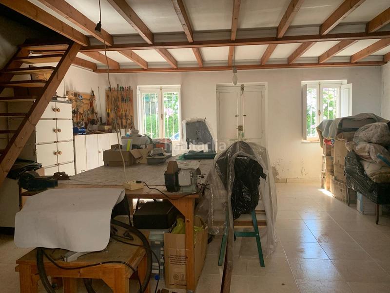 Foto 77ba60b8-7d8b-420a-bc4f-910ab1f2d1fd. Maison avec parking dans Neda