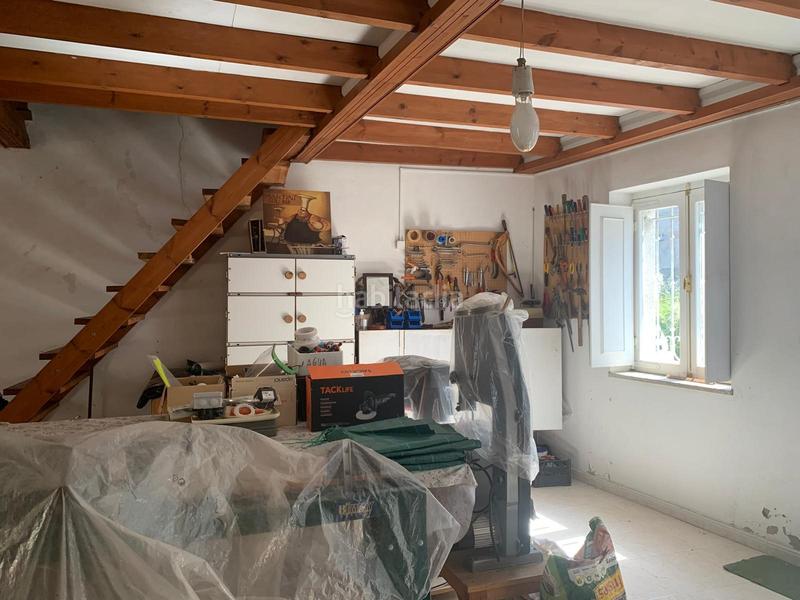 Foto 9c8edf8a-095c-42dd-8734-f7b339587a43. Maison avec parking dans Neda