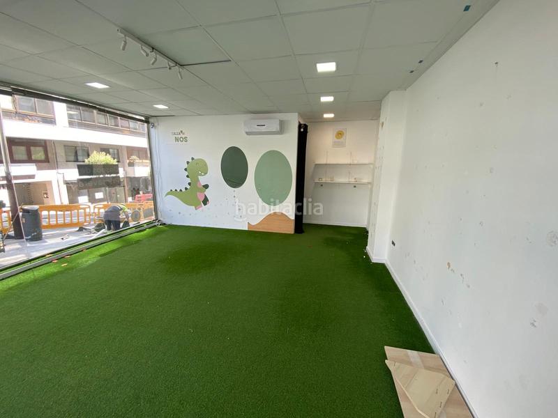 Foto 8cb7ab8a-0d2d-4c76-9fa2-ab5e607514f7. Alquiler local comercial ¡atención emprendedores y comerciantes! en Vigo