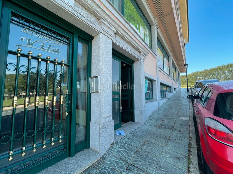 Foto 94ad6b1a-ba87-49c6-bba0-5cb640b63603. Local comercial en rúa andrés g pérez soto 19 en Moeche