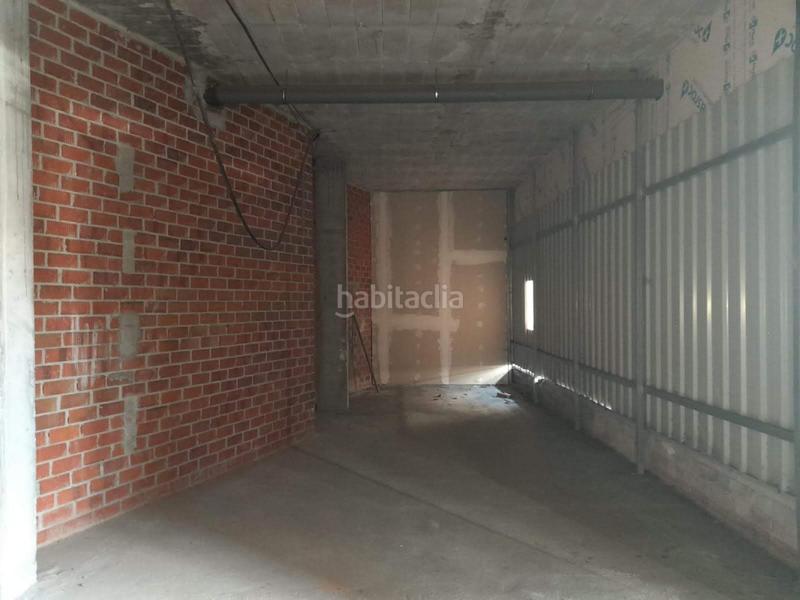 Foto 38373508-b31b-4d06-8468-06a6afd526a3. Local comercial en Sardoma - Castrelos Vigo