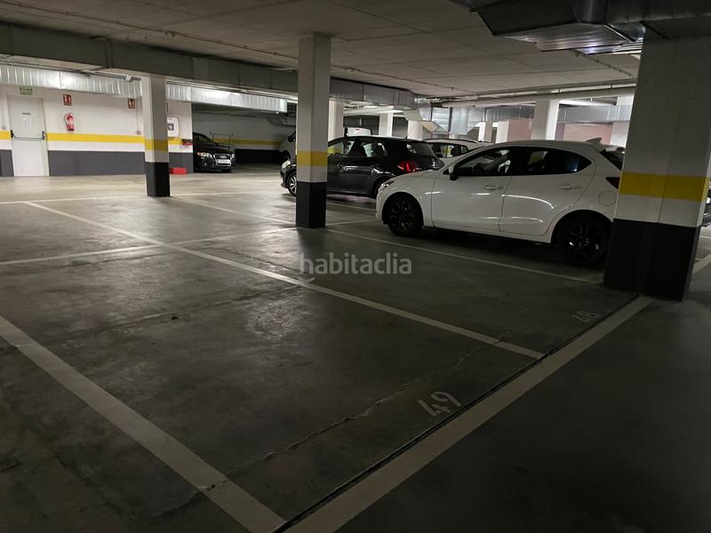 Foto 032e73c7-1363-4766-8642-4cc1dfbcab25. Parking coche en plaza de tranvías 8 en Alto del Castaño Narón
